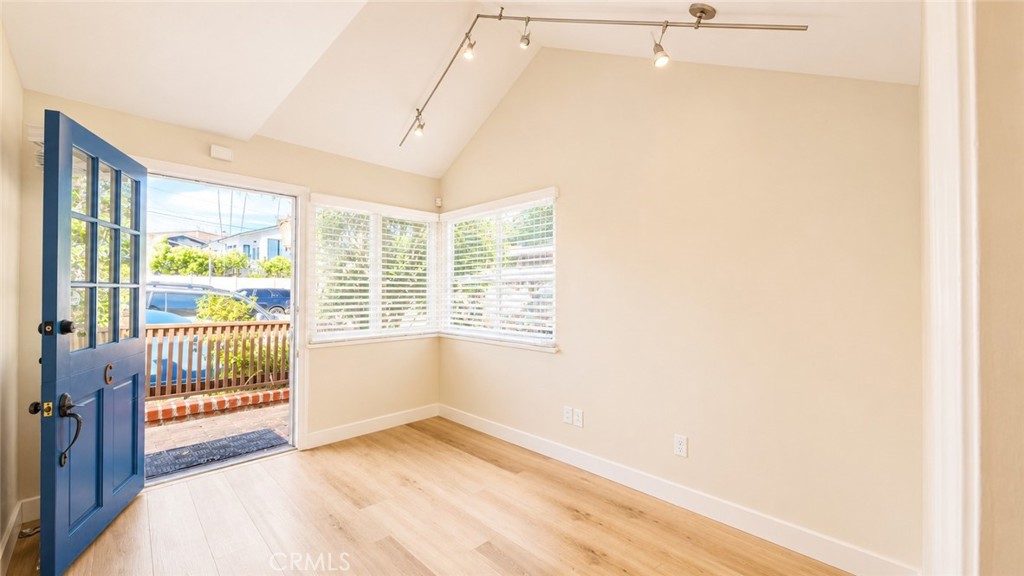 1461 Glenneyre C, Laguna Beach CA 92651 - photo 3