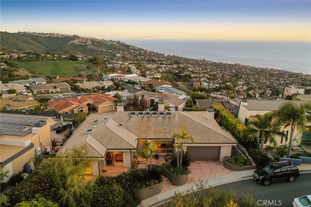 1475 Pacific Avenue, Laguna Beach CA 92651 - photo 1