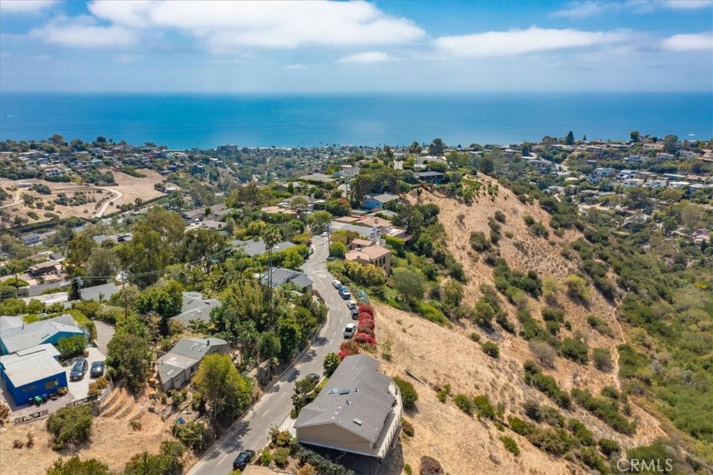 1477 Cerritos- 1577 Morningside, Laguna Beach CA 92651 - photo 2