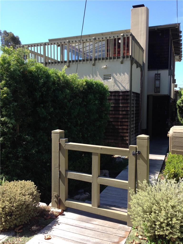148 Chiquita Street, Laguna Beach CA 92651 - photo 1