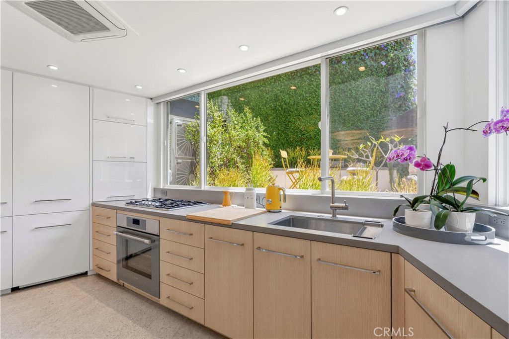 149 Sunset Terrace, Laguna Beach CA 92651 - photo 10