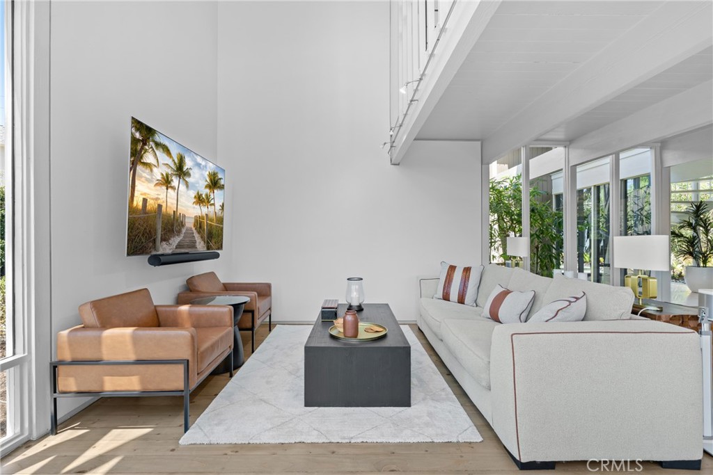 1494 Bluebird Canyon Drive, Laguna Beach CA 92651 - photo 11