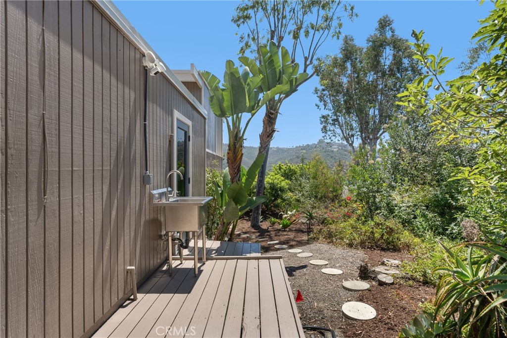 1494 Bluebird Canyon Drive, Laguna Beach CA 92651 - photo 37