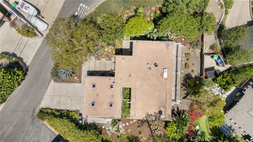 1494 Bluebird Canyon Drive, Laguna Beach CA 92651 - photo 42
