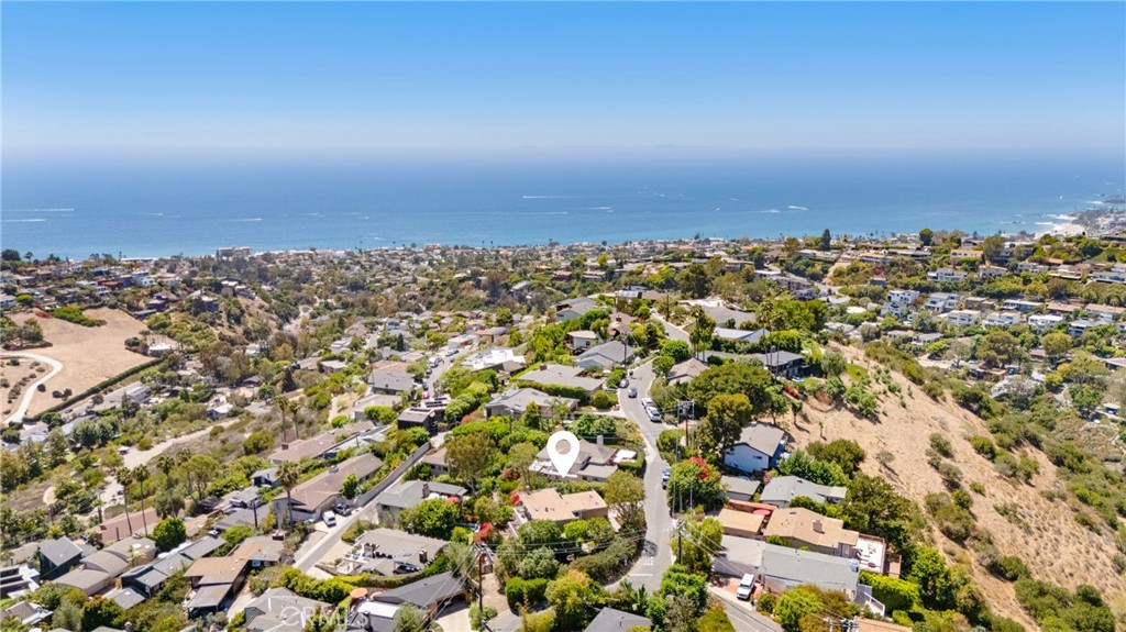 1494 Bluebird Canyon Drive, Laguna Beach CA 92651 - photo 44