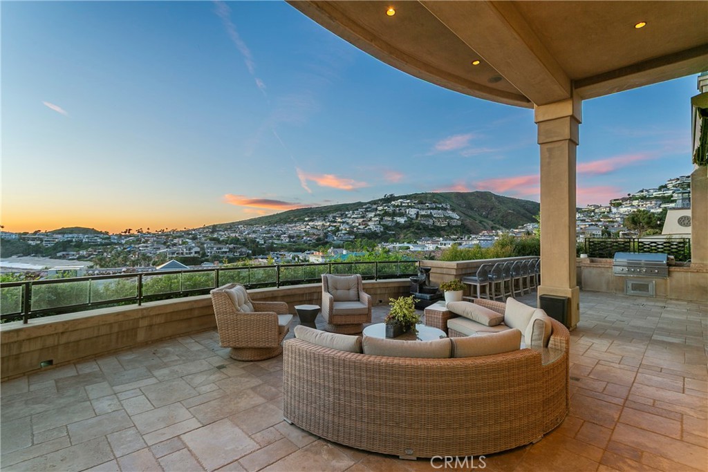 15 Smithcliffs, Laguna Beach CA 92651 - photo 47