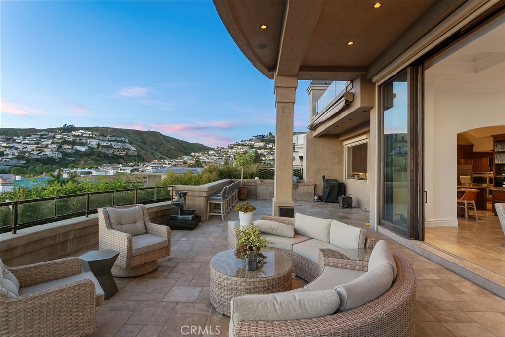 15 Smithcliffs, Laguna Beach CA 92651 - photo 48