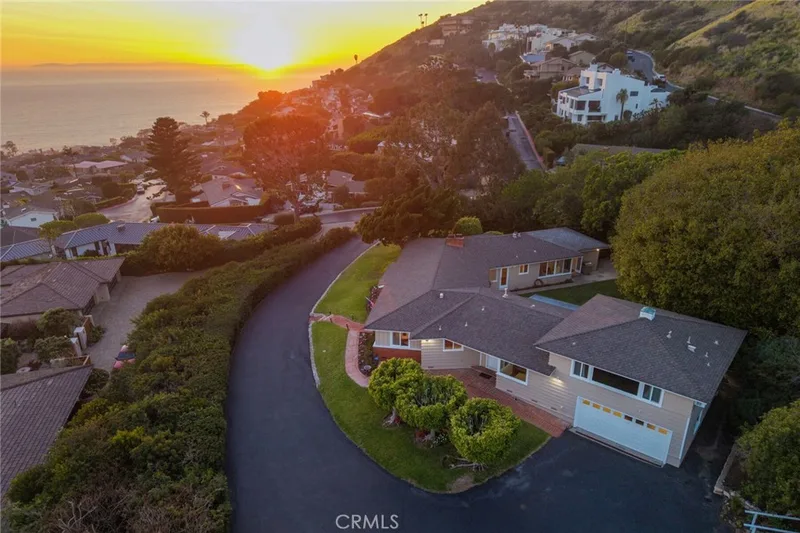 15 Vista Del Sol, Laguna Beach, CA 92651