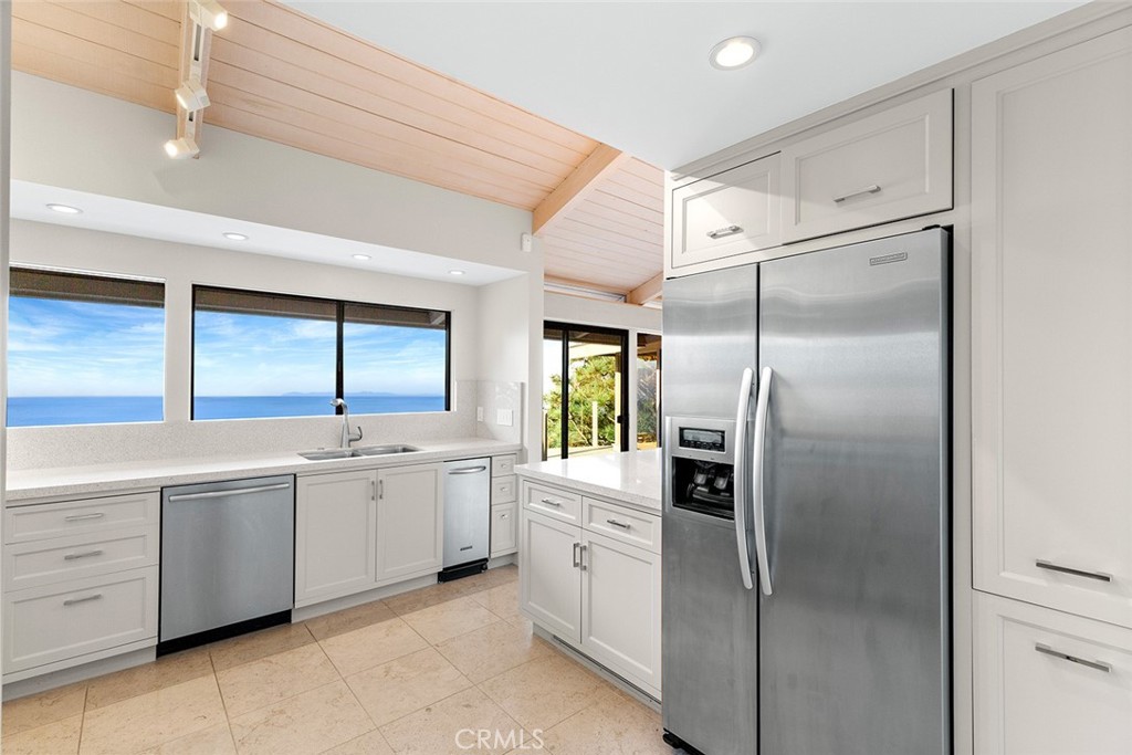1503 Emerald Bay, Laguna Beach CA 92651 - photo 17