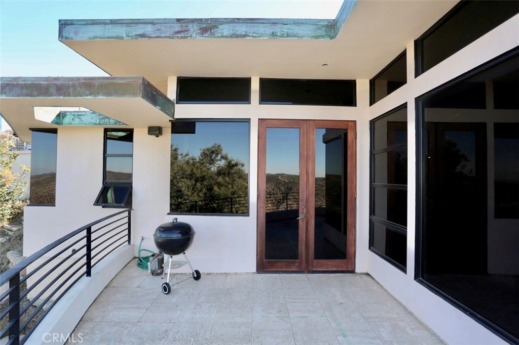 1505 Skyline Drive, Laguna Beach CA 92651 - photo 1