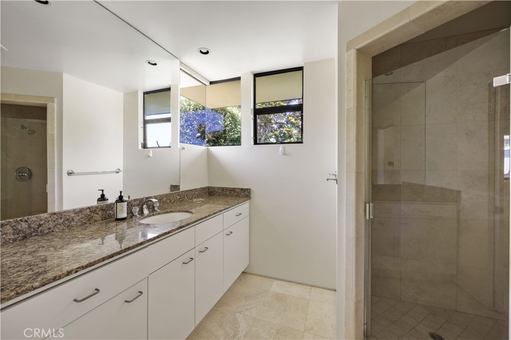 1505 Skyline Drive, Laguna Beach CA 92651 - photo 10