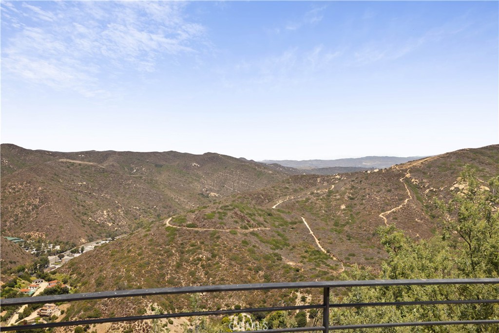 1505 Skyline Drive, Laguna Beach CA 92651 - photo 13