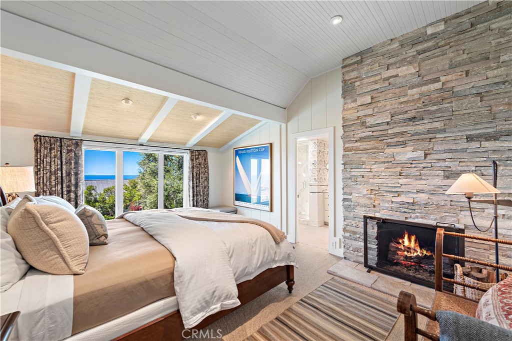 Master bedroom - 151 Rockledge, Laguna Beach CA 92651 - photo 7