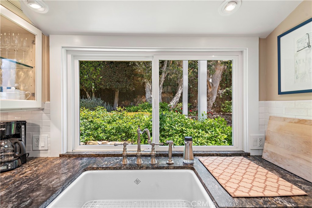 151 Rockledge, Laguna Beach CA 92651 - photo 19