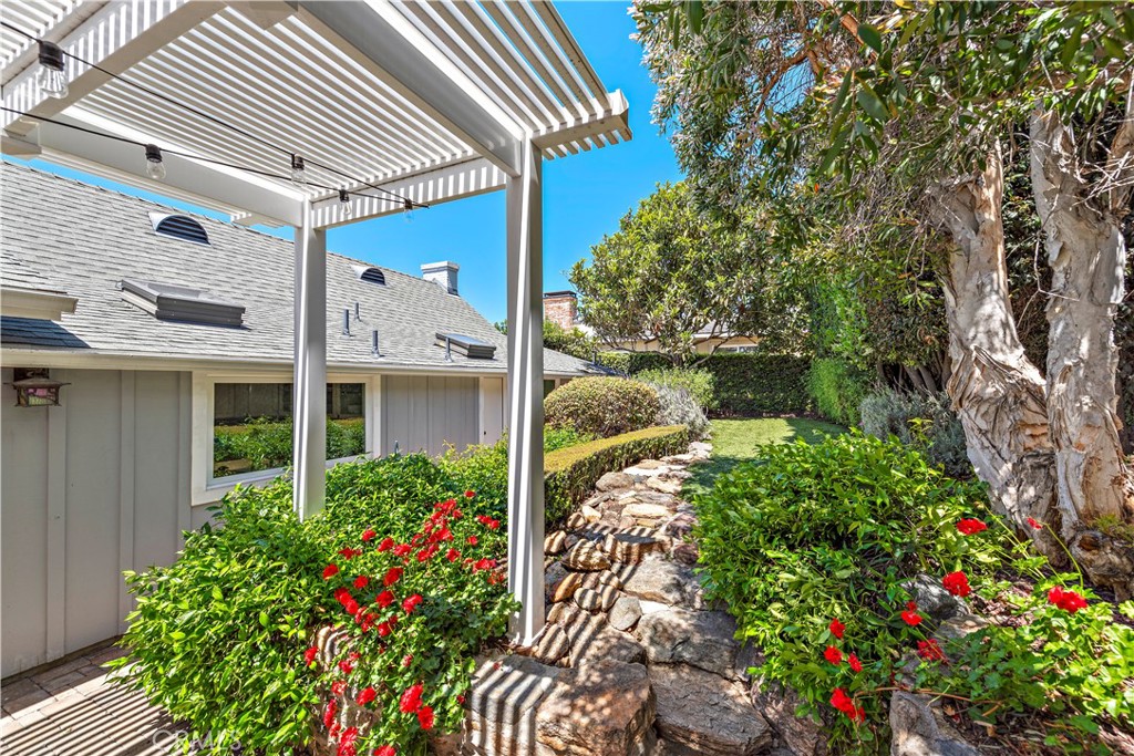 Trees give Privacy. - 151 Rockledge, Laguna Beach CA 92651 - photo 22
