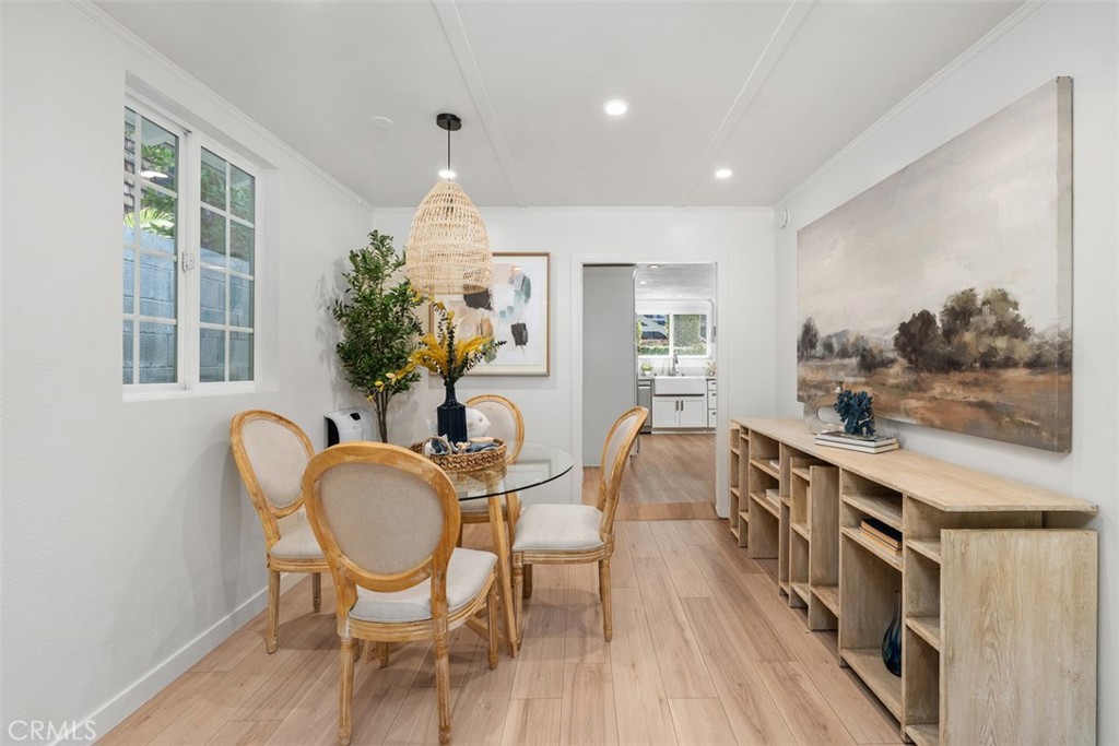 dining room - 1535 Arroyo Dr, Laguna Beach CA 92651 - photo 4