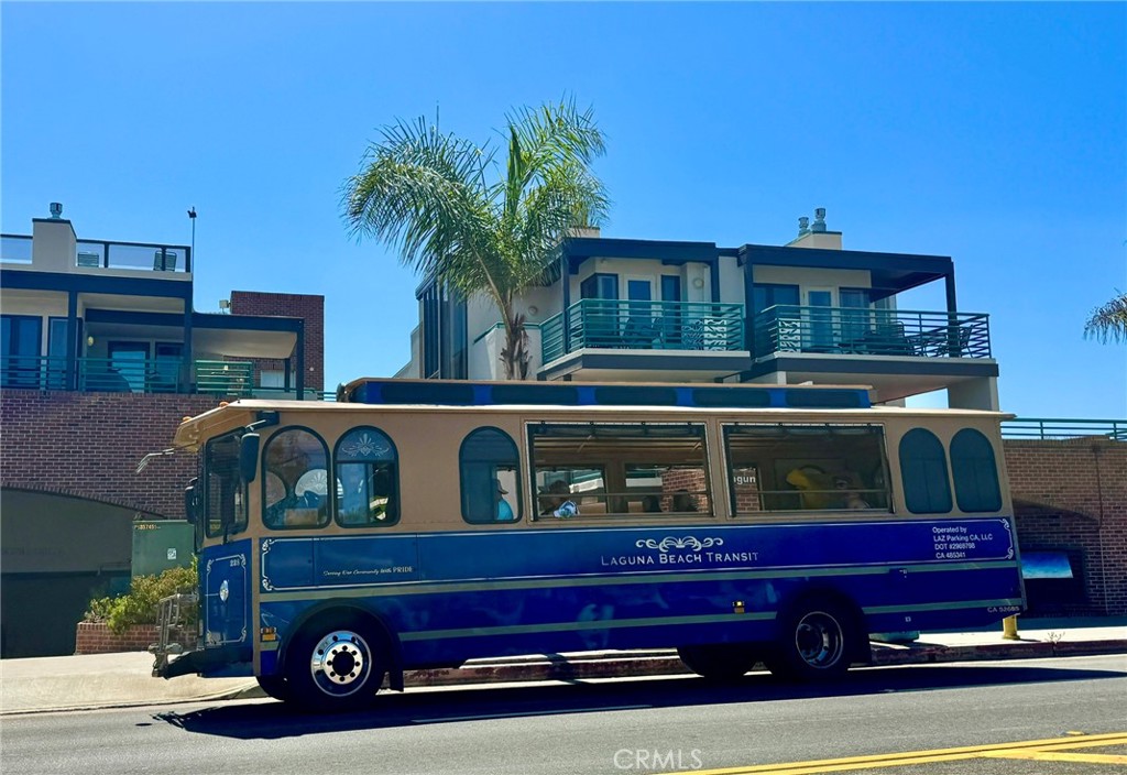 Free Trolley in summertime Laguna Beach - 1535 Arroyo Dr, Laguna Beach CA 92651 - photo 31