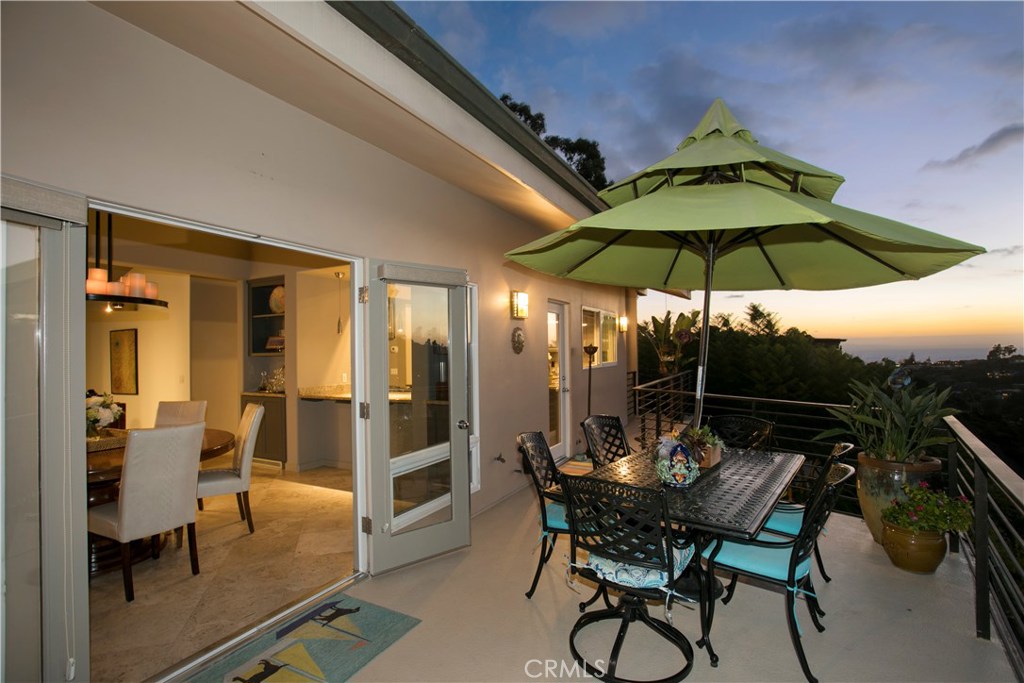 1545 Morningside Drive, Laguna Beach CA 92651 - photo 1