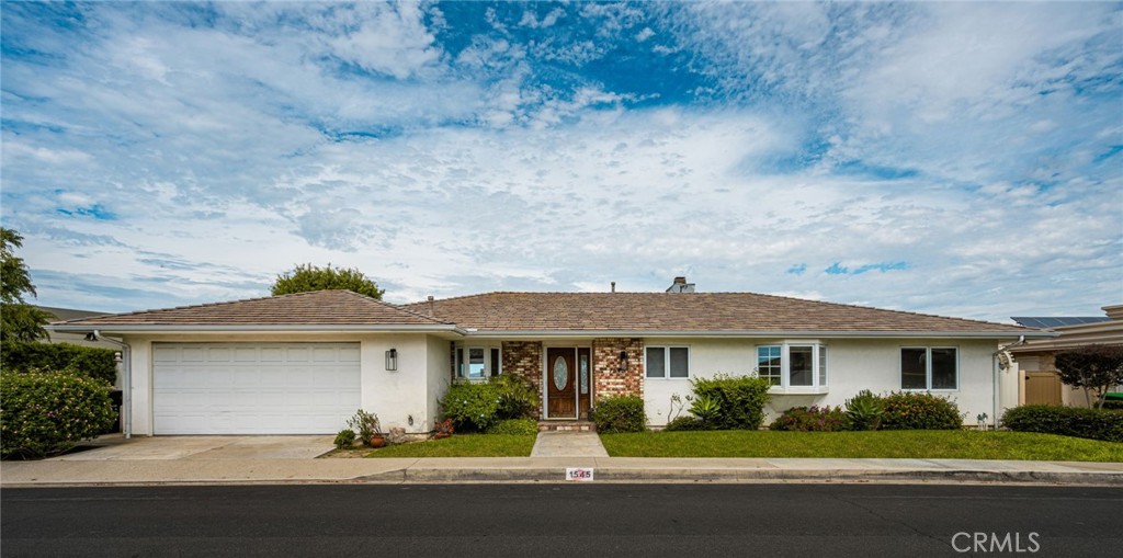 1545 Skyline Drive, Laguna Beach CA 92651 - photo 2
