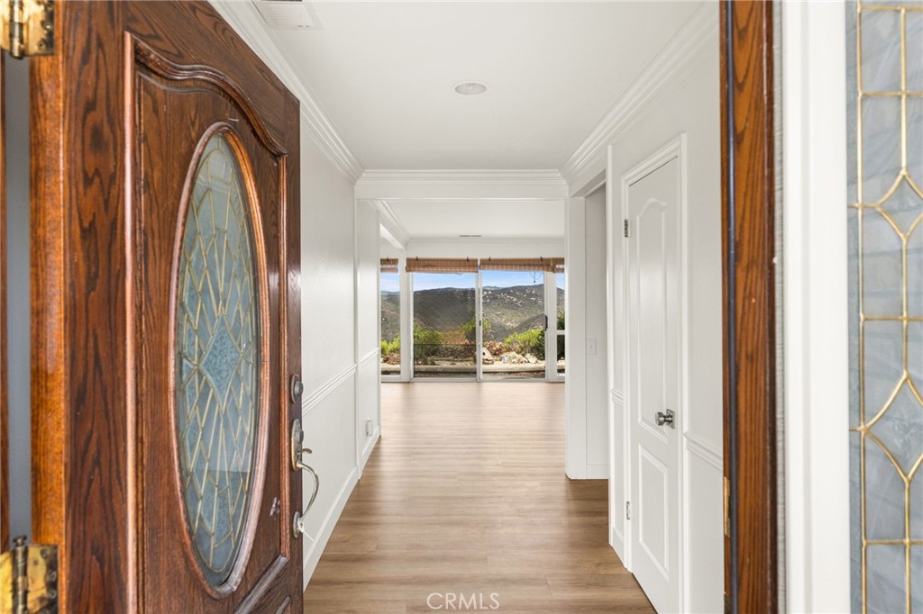 1545 Skyline Drive, Laguna Beach CA 92651 - photo 4