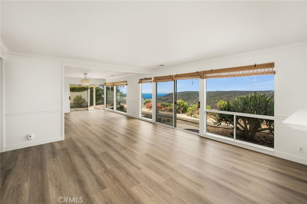 1545 Skyline Drive, Laguna Beach CA 92651 - photo 6