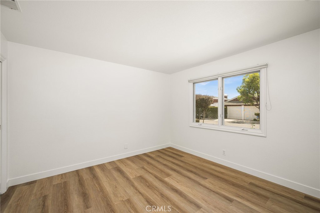 Secondary bedroom. - 1545 Skyline Drive, Laguna Beach CA 92651 - photo 33
