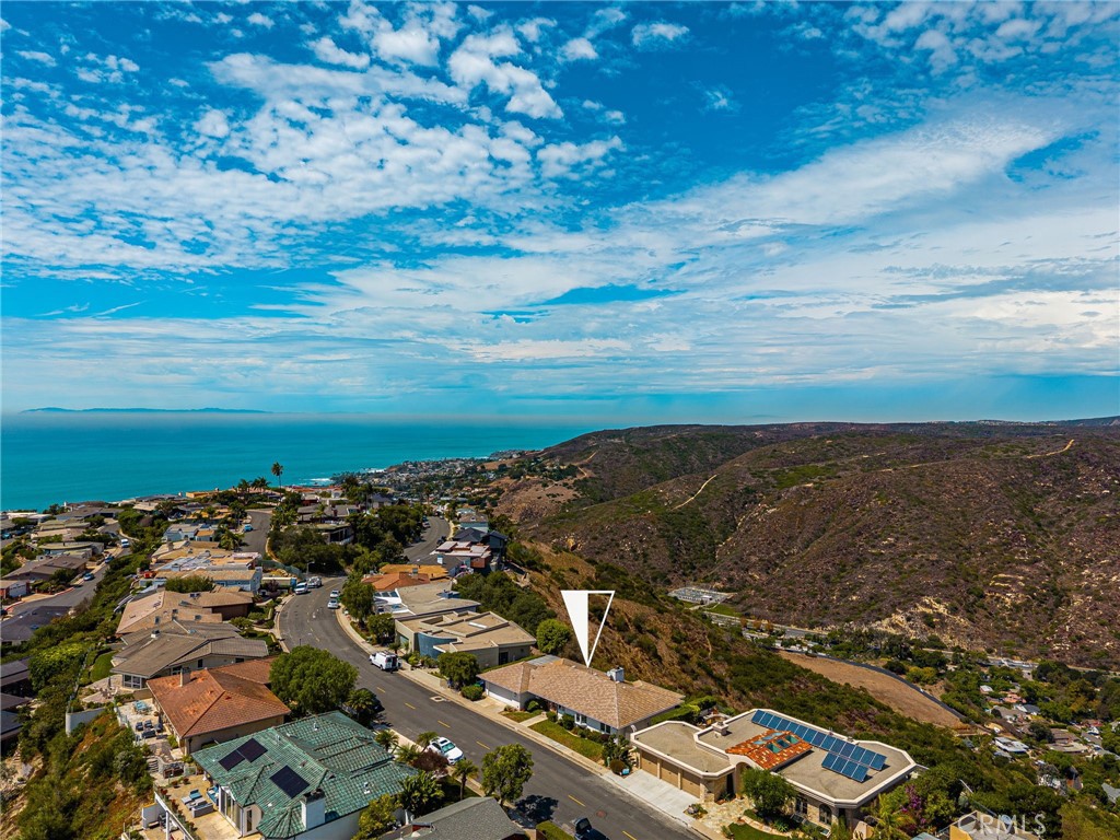 1545 Skyline Drive, Laguna Beach CA 92651 - photo 47
