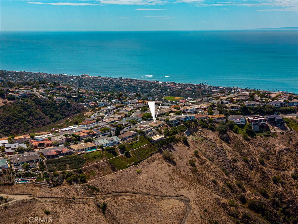 1545 Skyline Drive, Laguna Beach CA 92651 - photo 54