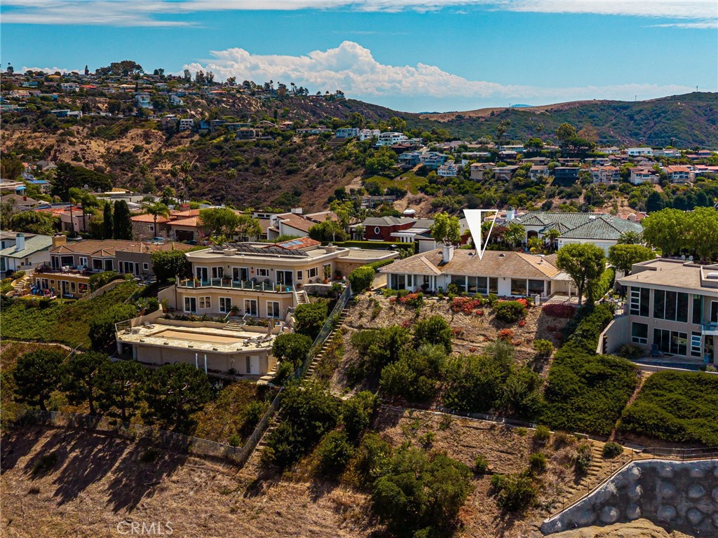 1545 Skyline Drive, Laguna Beach CA 92651 - photo 59