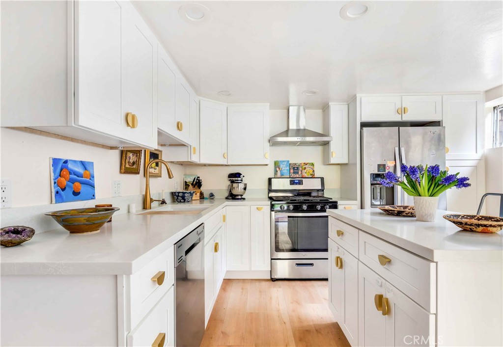 1553 Arroyo Drive, Laguna Beach CA 92651 - photo 1