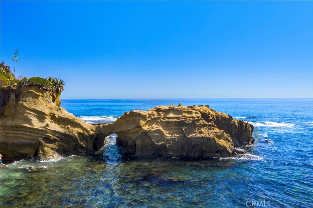 156 Pearl Street, Laguna Beach CA 92651 - photo 1