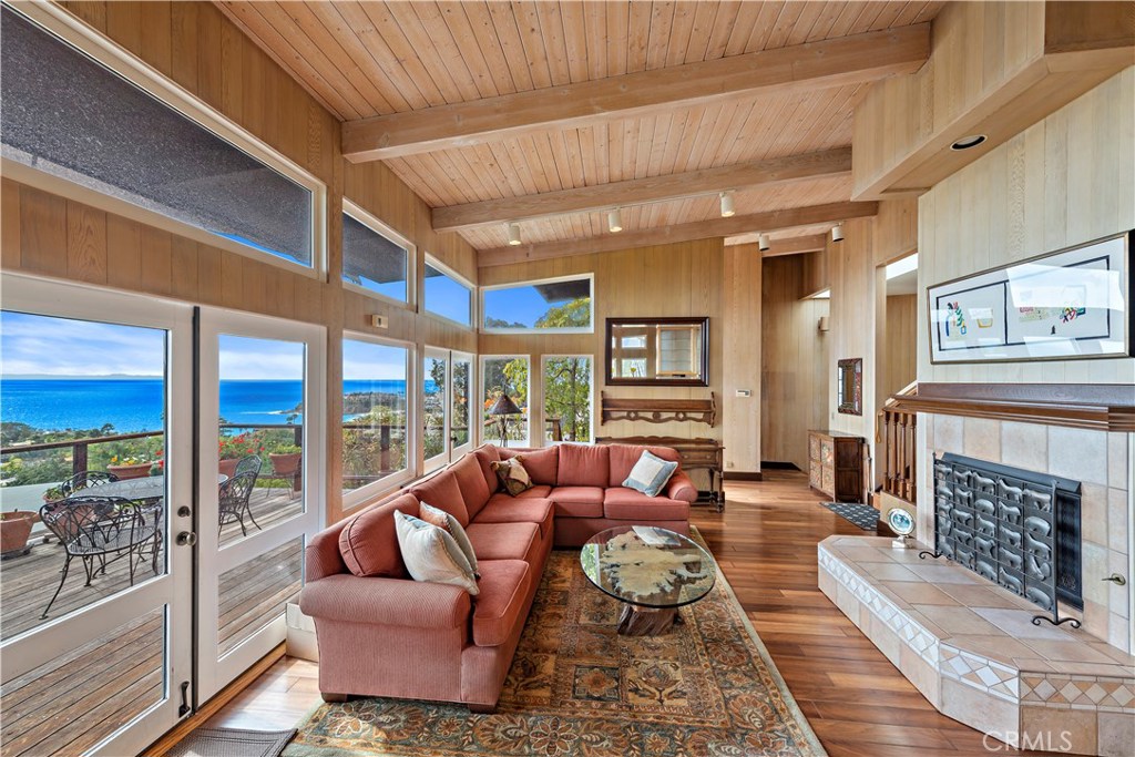 1560 Sunset Ridge Drive, Laguna Beach CA 92651 - photo 1
