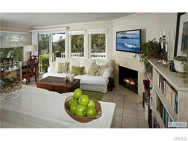 1566 Glenneyre Street, Laguna Beach CA 92651 - photo 1