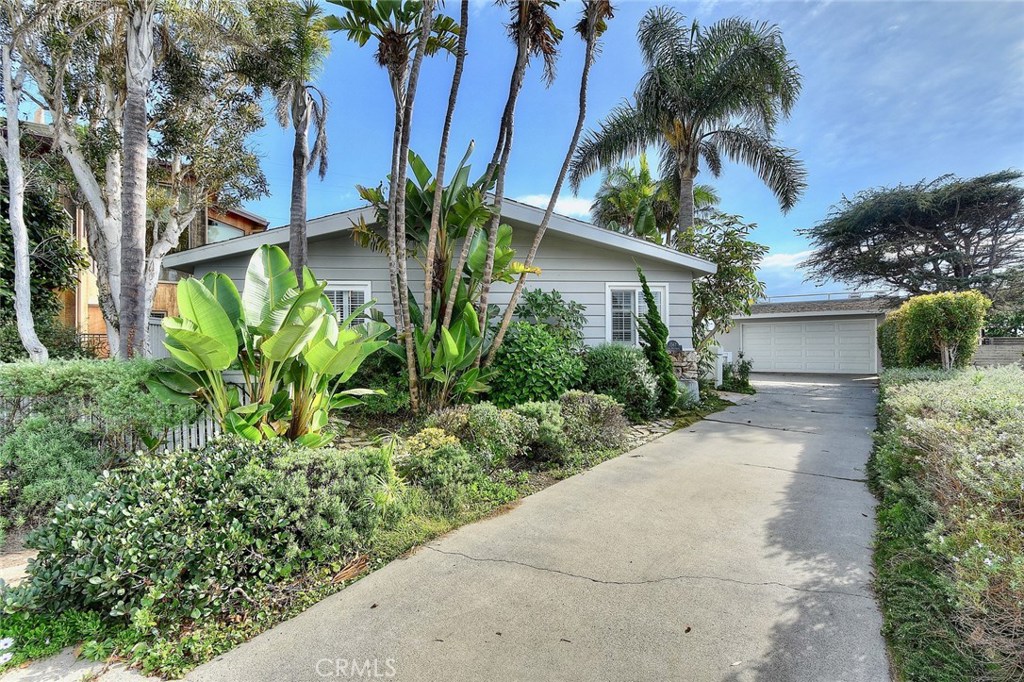 1567 Via Majorca, Laguna Beach CA 92651 - photo 1