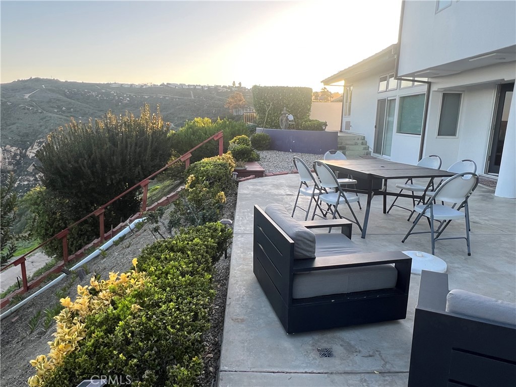 1569 Skyline, Laguna Beach CA 92651 - photo 4