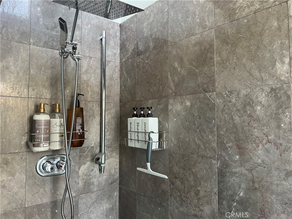 1569 Skyline, Laguna Beach CA 92651 - photo 28