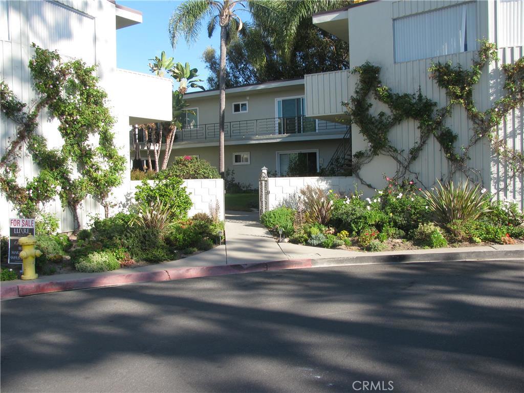 1570 Via Capri 4, Laguna Beach CA 92651 - photo 1