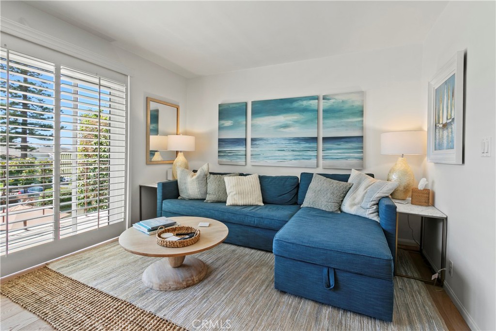 1570 Via Capri 7, Laguna Beach CA 92651 - photo 1