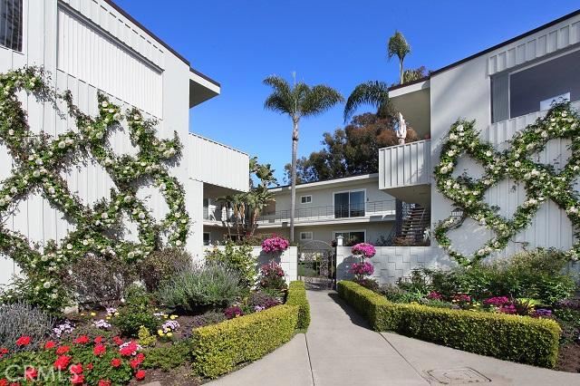 1570 Via Capri 9, Laguna Beach CA 92651 - photo 1