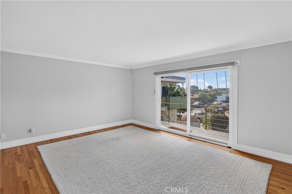 1570 Via Capri 9, Laguna Beach CA 92651 - photo 5