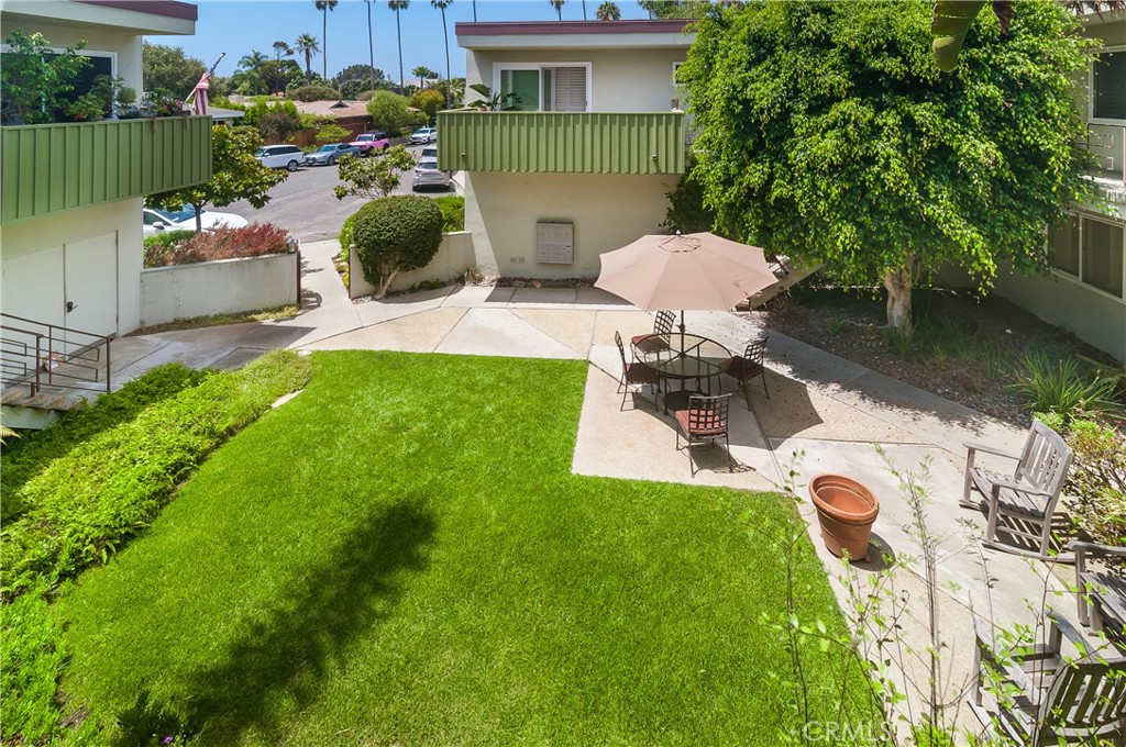 1570 Via Capri, Laguna Beach CA 92651 - photo 14