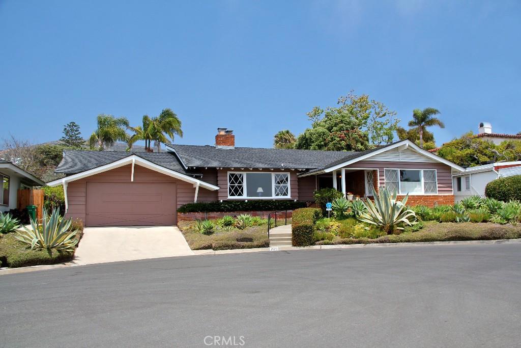 LOCATION!! North Laguna, ocean side of the PCH, quiet Crown Point neighborhood, stroll to Crescent Bay Point Park and th - 1570 Via Corsica, Laguna Beach CA 92651 - photo 1