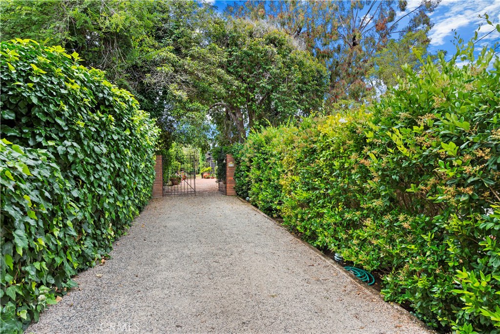 1575 Santa Cruz Street, Laguna Beach CA 92651 - photo 1