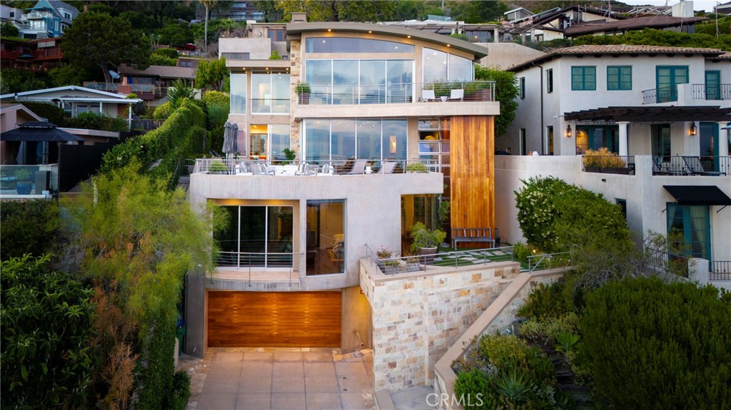 Exterior of home shot at twilight. - 1580 Sunset Ridge Drive, Laguna Beach CA 92651 - photo 1
