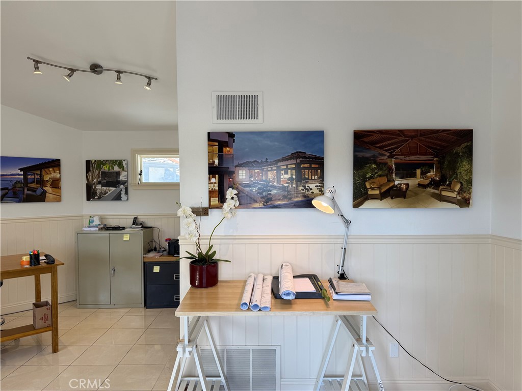 1590 S. Coast Hwy #12, Laguna Beach CA 92651 - photo 4