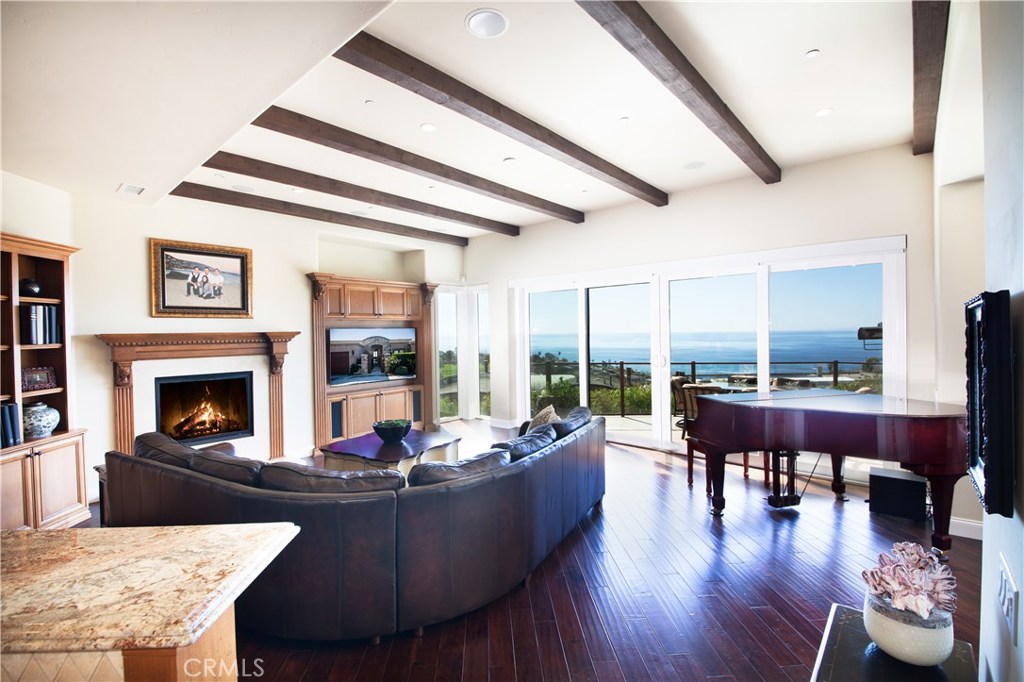 1594 Skyline Drive, Laguna Beach CA 92651 - photo 1