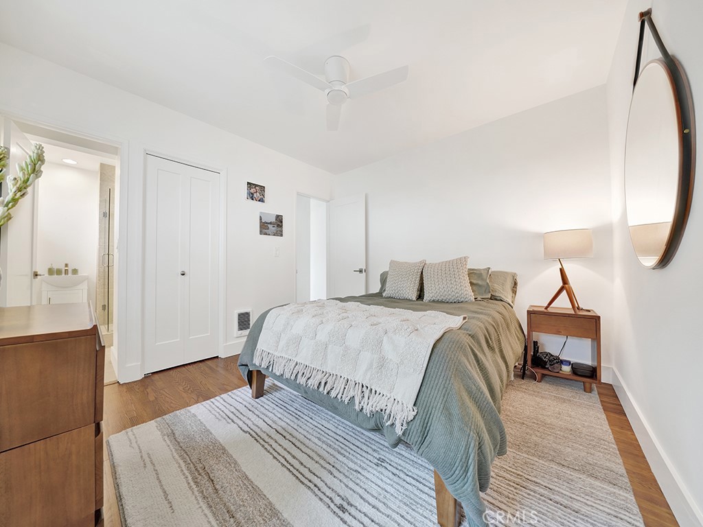 Opens to 3/4 bath. - 1594 Via Capri 1, Laguna Beach CA 92651 - photo 14