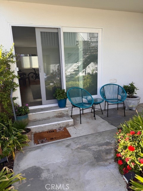 Front Entance - 1594 Via Capri 1, Laguna Beach CA 92651 - photo 16