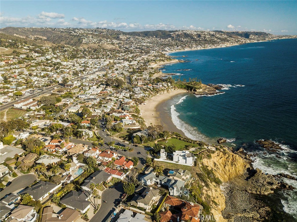 1594 Via Capri 10, Laguna Beach CA 92651 - photo 1