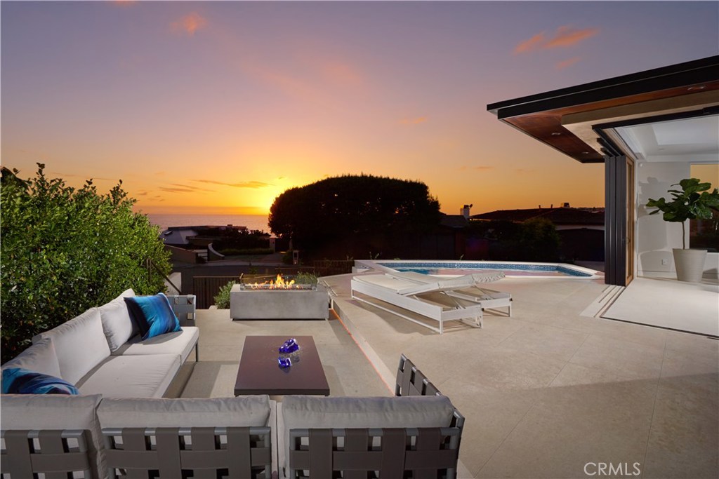 1595 Via Corsica, Laguna Beach CA 92651 - photo 1